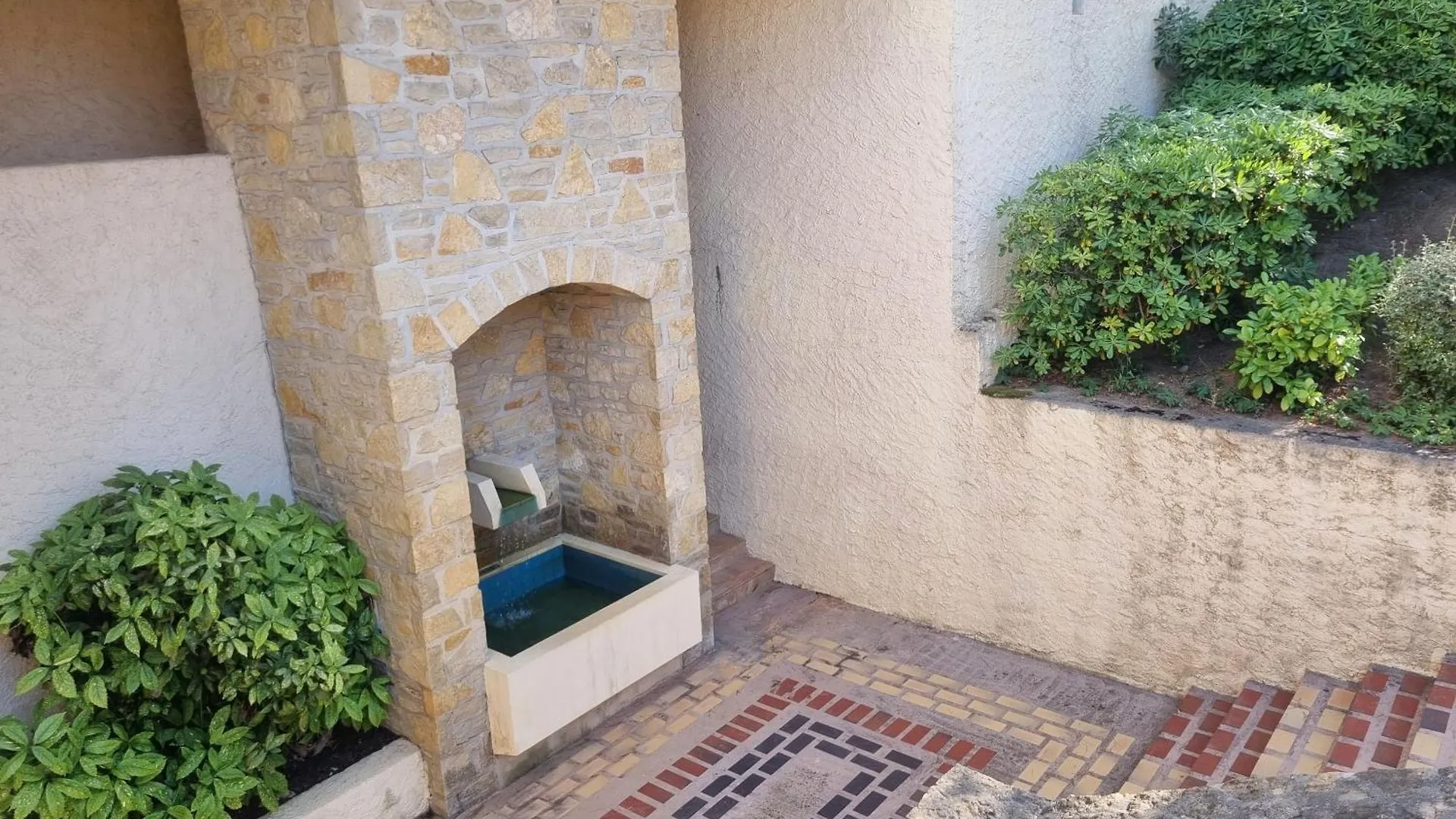 Apartment Loft Les Cigales, Refait A Neuf A 5Min De La Mer Avec Parking - By Auraconciergerie Saint-Cyr-sur-Mer